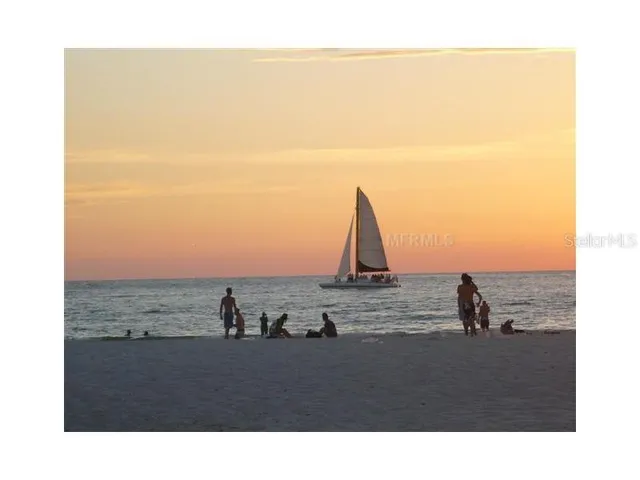 $1,895 | 2833 Orange Tree Circle North, Unit C, Palm Harbor, FL 34684