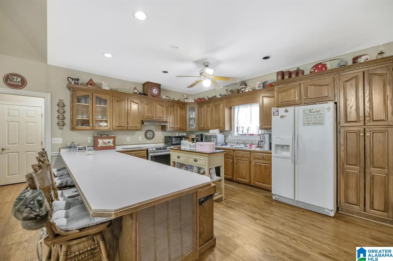 1302 Highway 69 Chelsea, AL 35043 - Photo 17 of 42