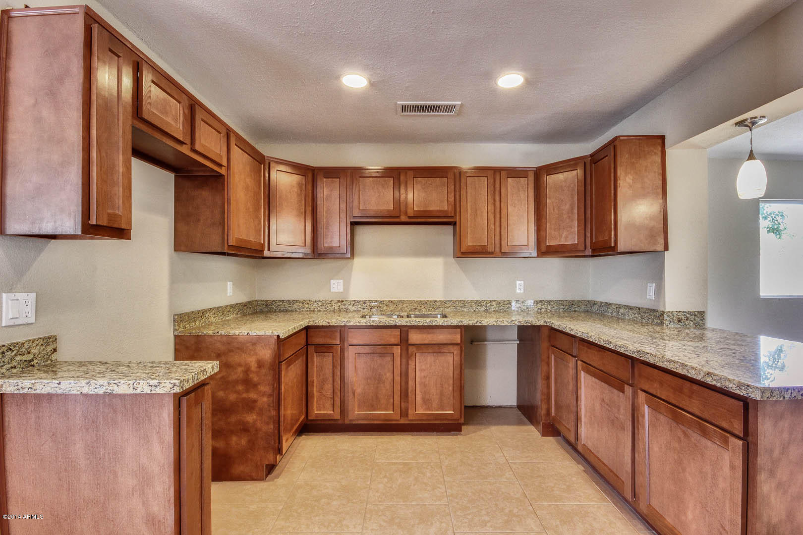 3746 West Charter Oak Road Phoenix, AZ 85029 - Photo 9 of 33 Charter Oak-9