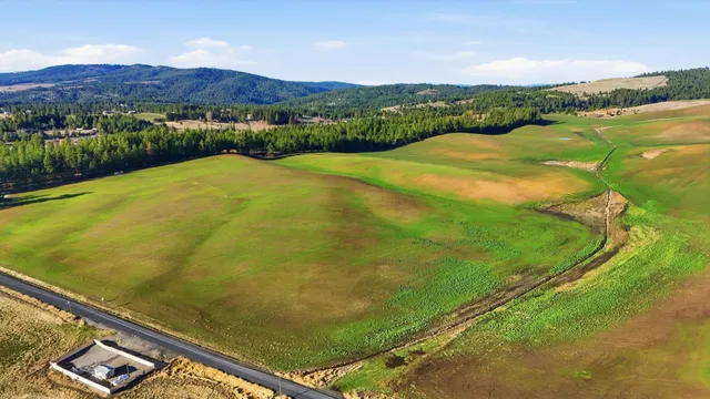 $249,500 | 15007 East Belmont Road, Mica, WA 99023