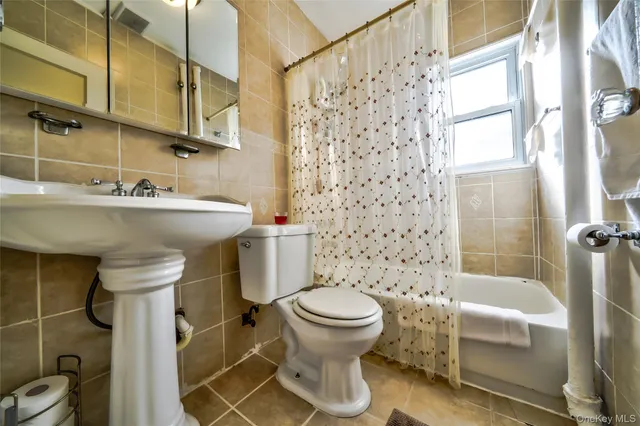 $539,000 | 42 Wildwood Avenue, Mount Vernon, NY 10550