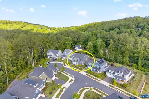 $999,499 | 552 Belluno Lane, Charlottesville, VA 22911