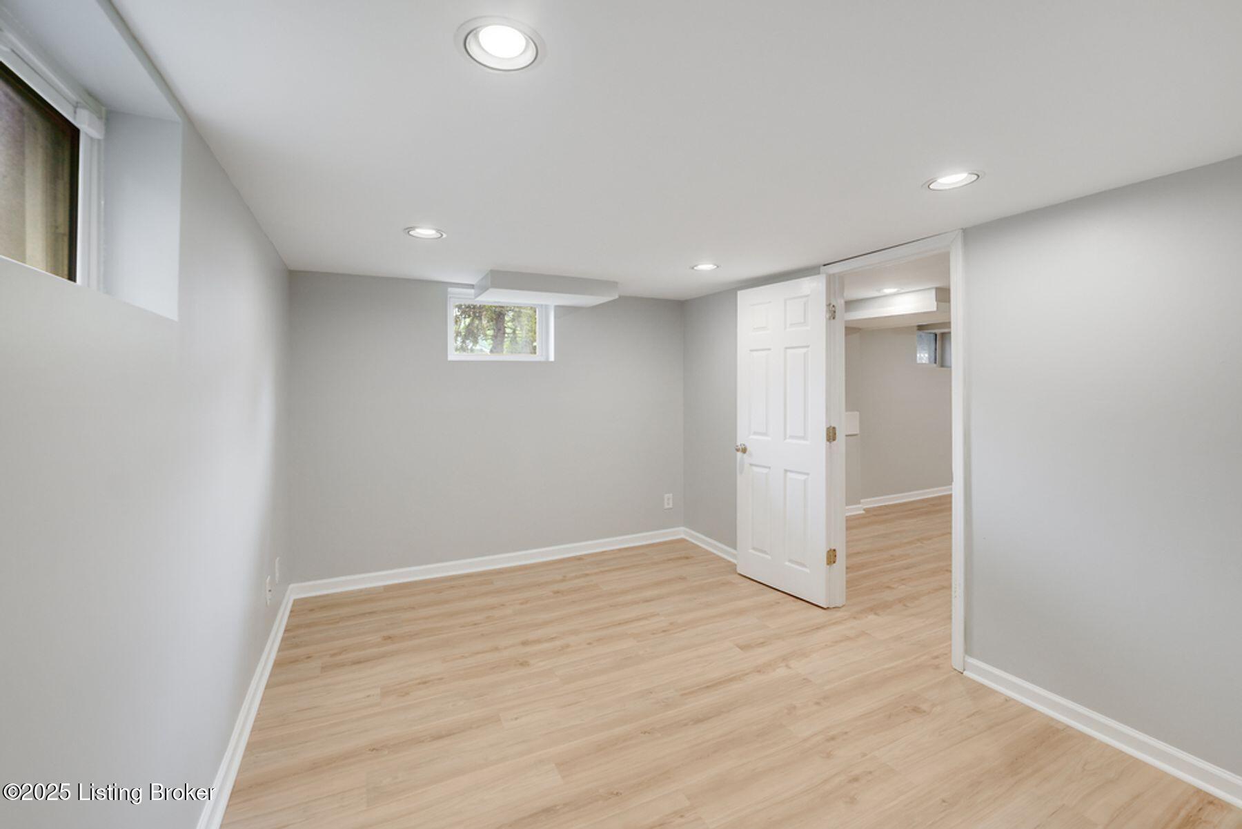 210 Sage Road Louisville, KY 40207 - Photo 25 of 38 photo_online_002