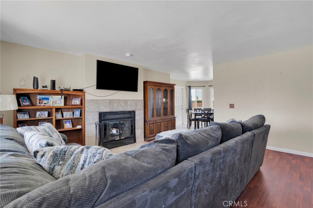 11931 Puye Road Apple Valley, CA 92308 - Photo 3 of 52
