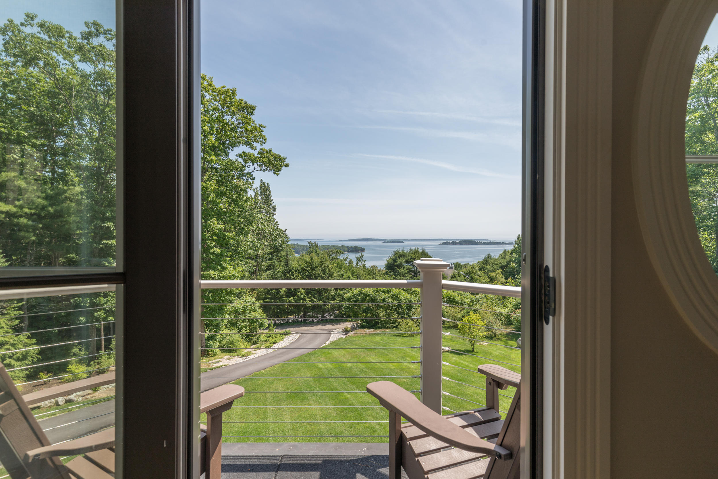 107 Ravine Drive Cumberland Foreside, ME 04110 - Photo 6 of 43 107_ravine_int_web-58