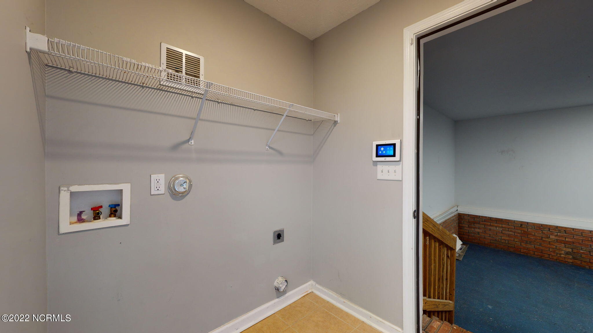 101 Dawson Place Road Jacksonville, NC 28540 - Photo 13 of 55 laundry room