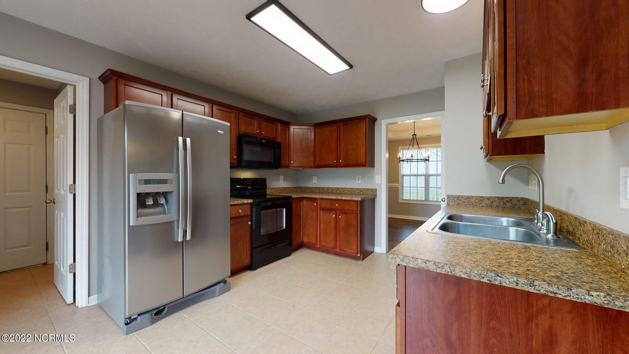 101 Dawson Place Road Jacksonville, NC 28540 - Photo 14 of 55 kitchen