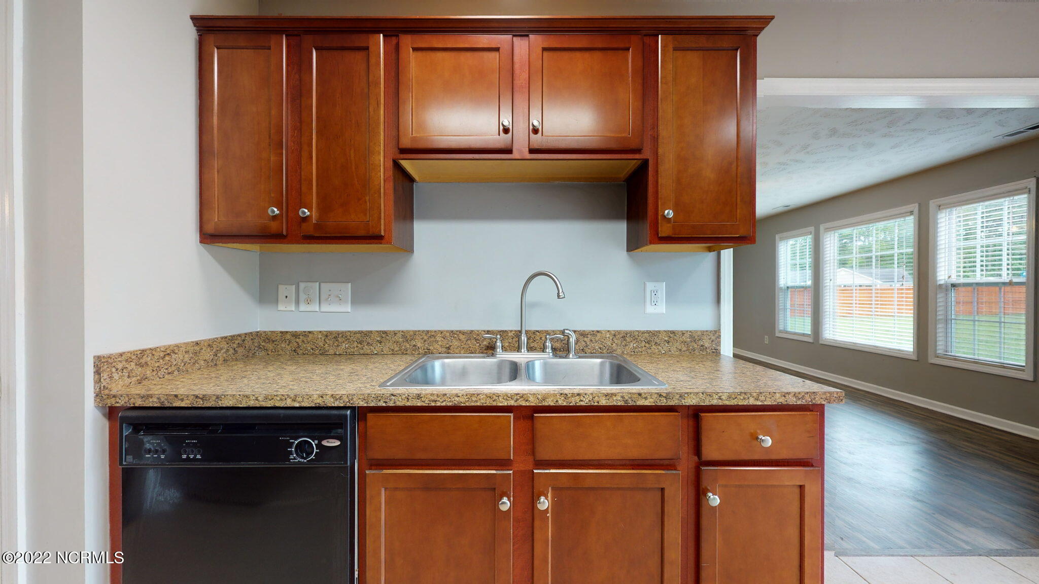 101 Dawson Place Road Jacksonville, NC 28540 - Photo 15 of 55 kitchen