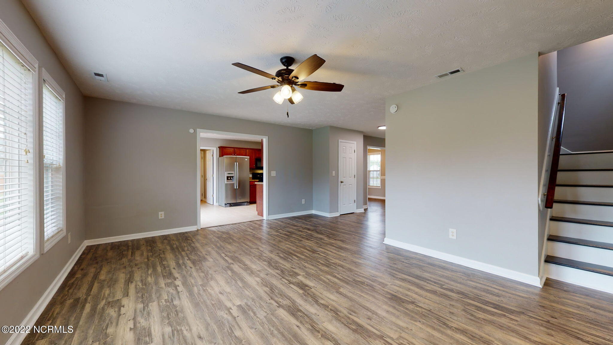 101 Dawson Place Road Jacksonville, NC 28540 - Photo 19 of 55 living room