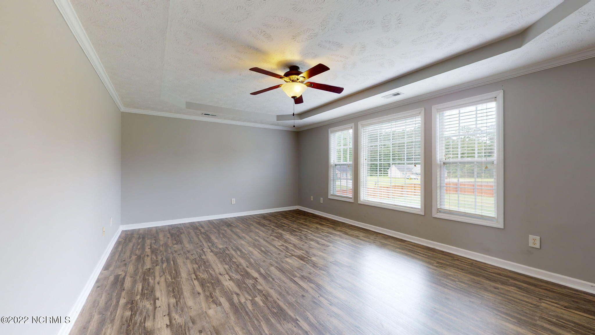 101 Dawson Place Road Jacksonville, NC 28540 - Photo 20 of 55 master bedroom