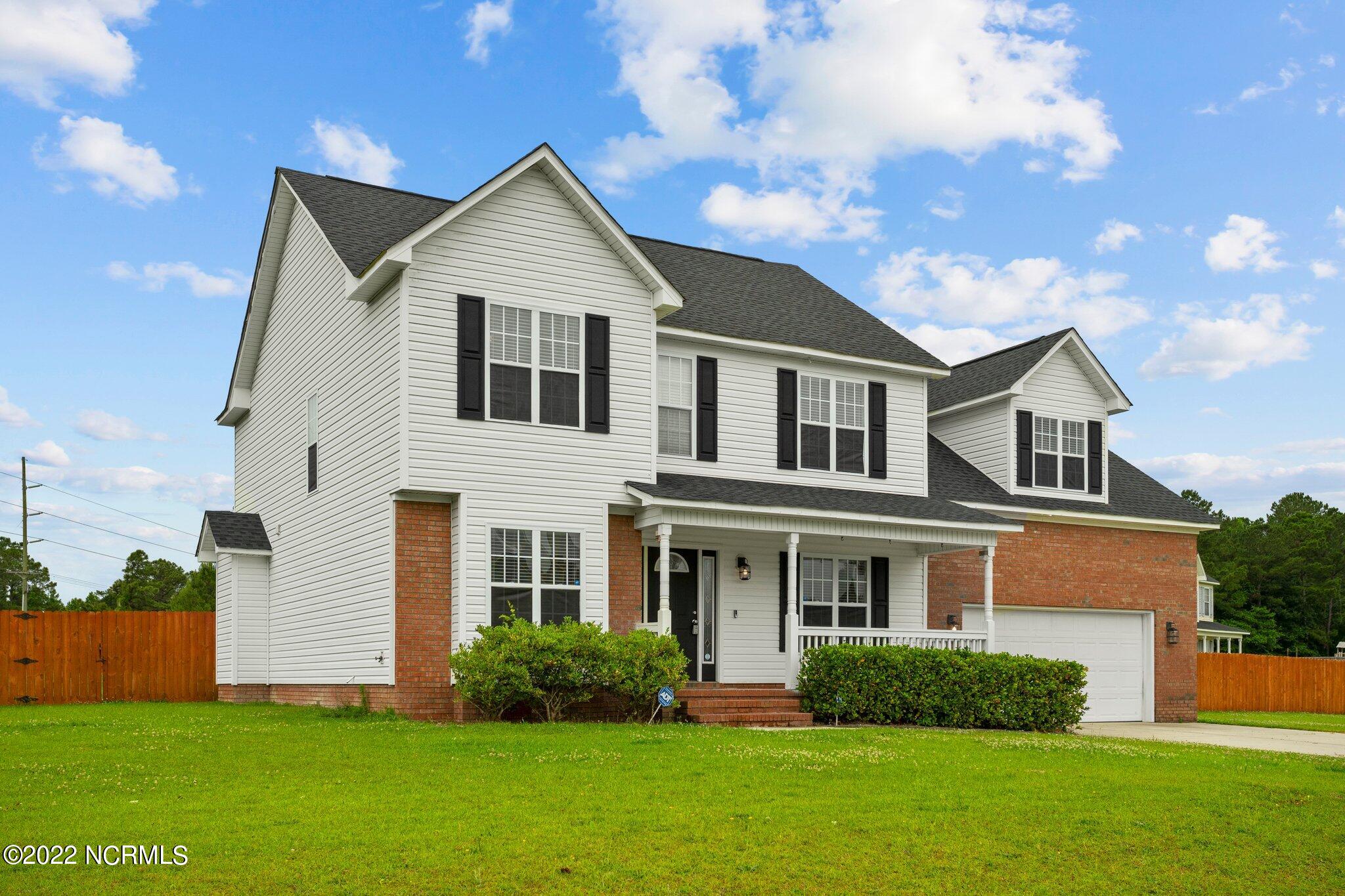 101 Dawson Place Road Jacksonville, NC 28540 - Photo 3 of 55 2-web-or-mls-DSC01865