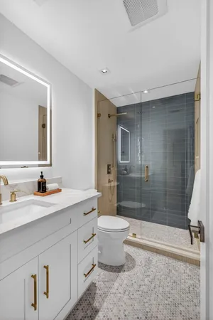 $1,950,000 | 6550 North Ocean Boulevard, Unit 1, Ocean Ridge, FL 33435
