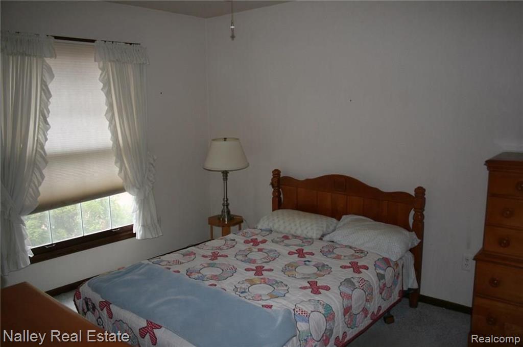 3521 Crooks Road, Unit 23 Royal Oak, MI 48073 - Photo 9 of 20 Gallery Image 9