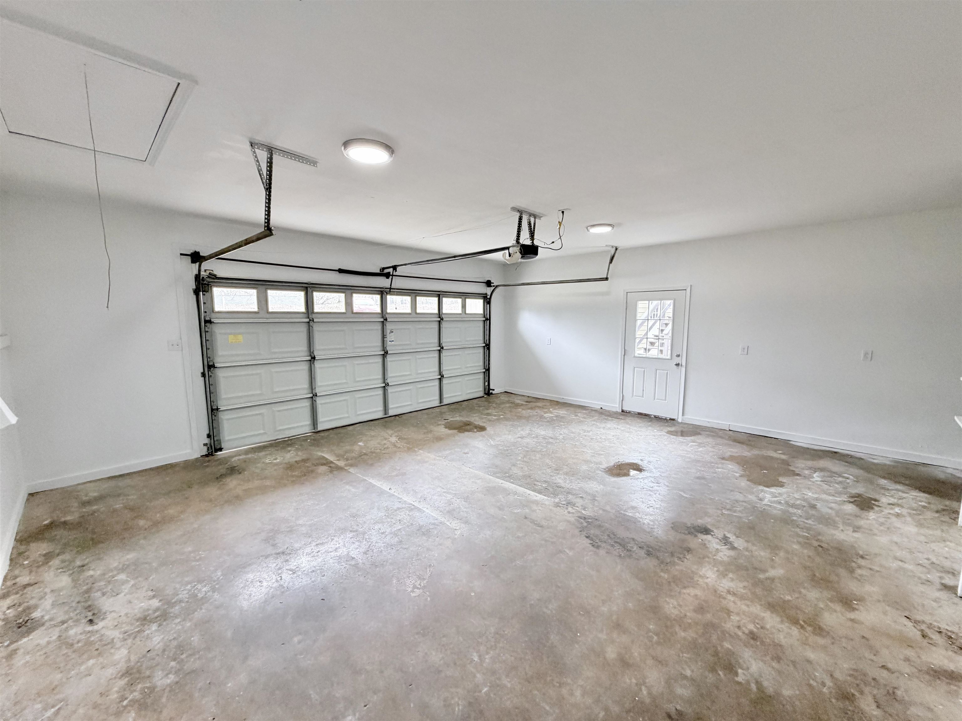 955 Country Club Road Somerville, TN 38068 - Photo 31 of 40 a view of a garage