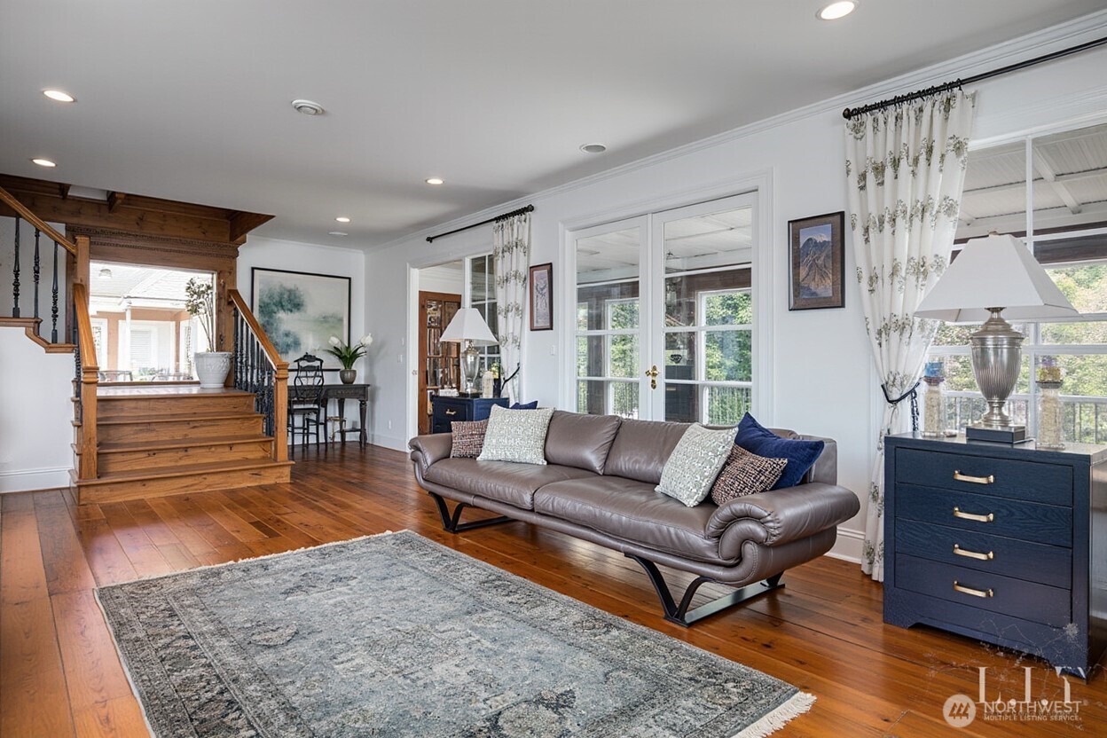 23606 Tiger Mountain Road Southeast Issaquah, WA 98027 - Photo 14 of 39