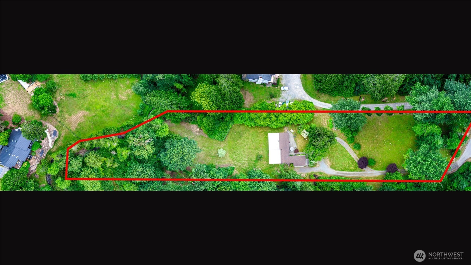 23606 Tiger Mountain Road Southeast Issaquah, WA 98027 - Photo 2 of 39