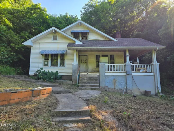 $94,900 | 14461 Bristol Highway, Bristol, VA 24202