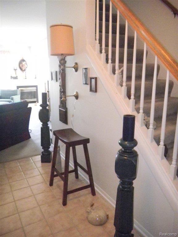 1858 Allenway Court, Unit 70 Rochester, MI 48309 - Photo 13 of 25 Tile Foyer