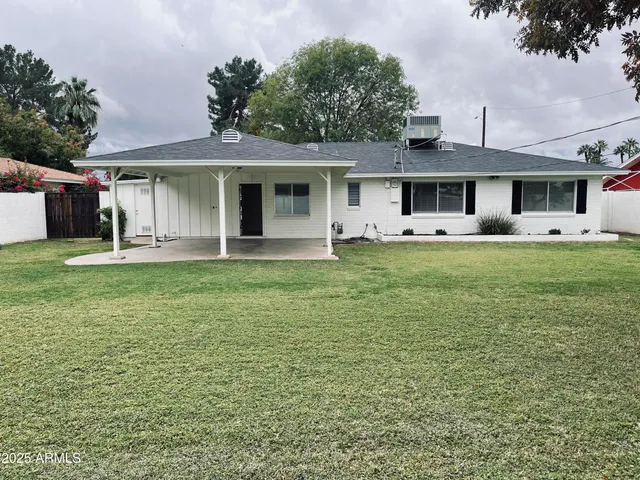 $715,000 | 4702 East Wilshire Drive, Phoenix, AZ 85008