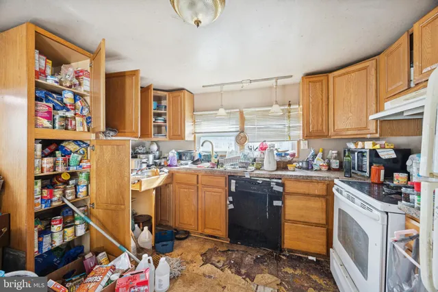 $47,500 | 165 West Ridge Pike, Unit 215, Limerick, PA 19468