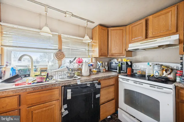 $47,500 | 165 West Ridge Pike, Unit 215, Limerick, PA 19468