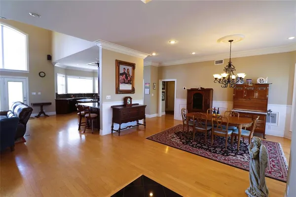 $655,500 | 505 Country Club Drive, Henrietta, TX 76365