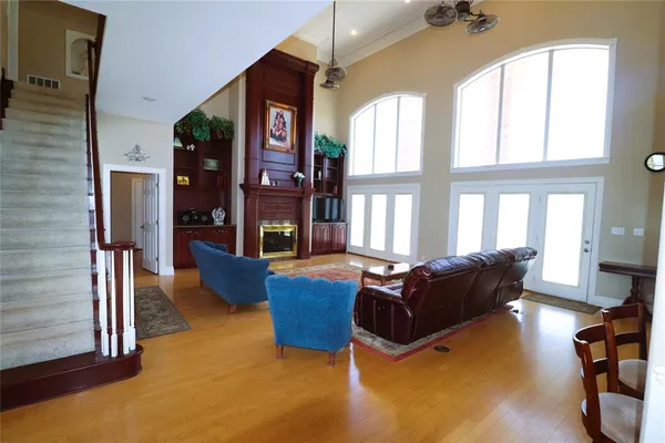 $655,500 | 505 Country Club Drive, Henrietta, TX 76365