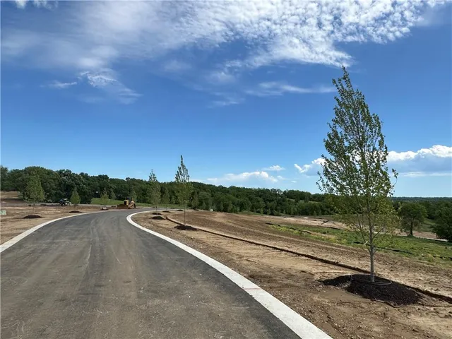 $519,900 | Lot 12 Copper Hill Drive, Parkville, MO 64152