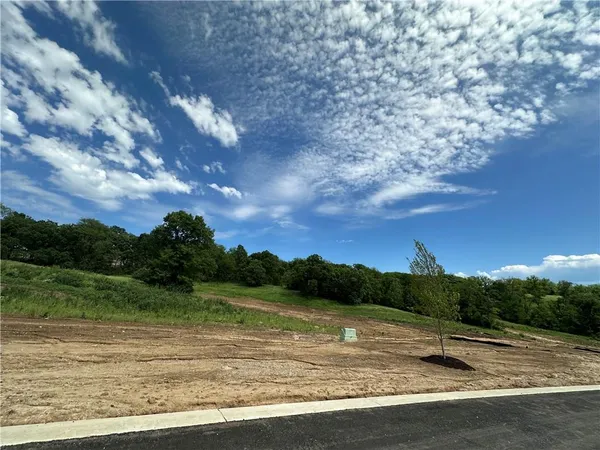 $519,900 | Lot 12 Copper Hill Drive, Parkville, MO 64152