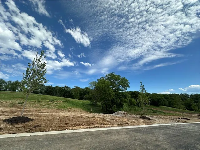 $519,900 | Lot 12 Copper Hill Drive, Parkville, MO 64152