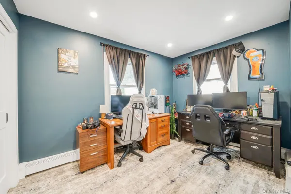 $649,000 | 9 Copper Lane, Levittown, NY 11756