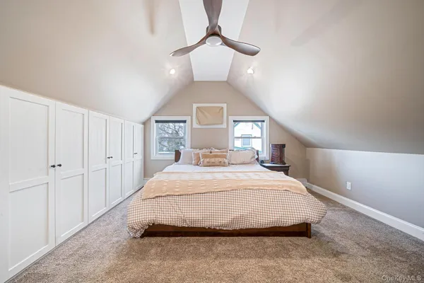 $649,000 | 9 Copper Lane, Levittown, NY 11756