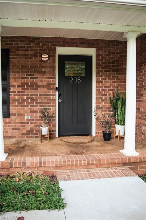 205 Random Road Mocksville, NC 27028 - Photo 3 of 41 Gallery Image 3