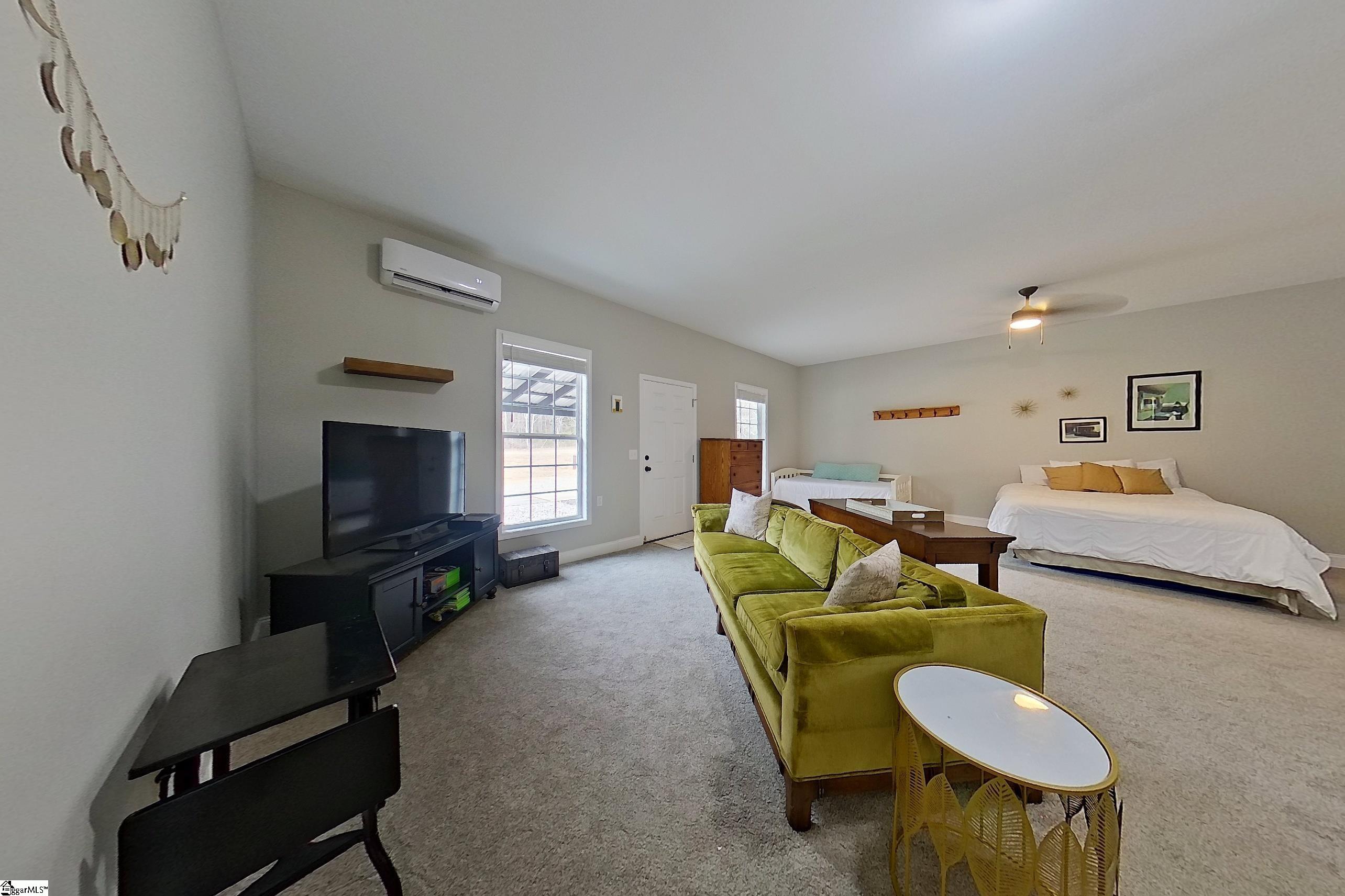 1013 Pearson Road Woodruff, SC 29388 - Photo 17 of 38