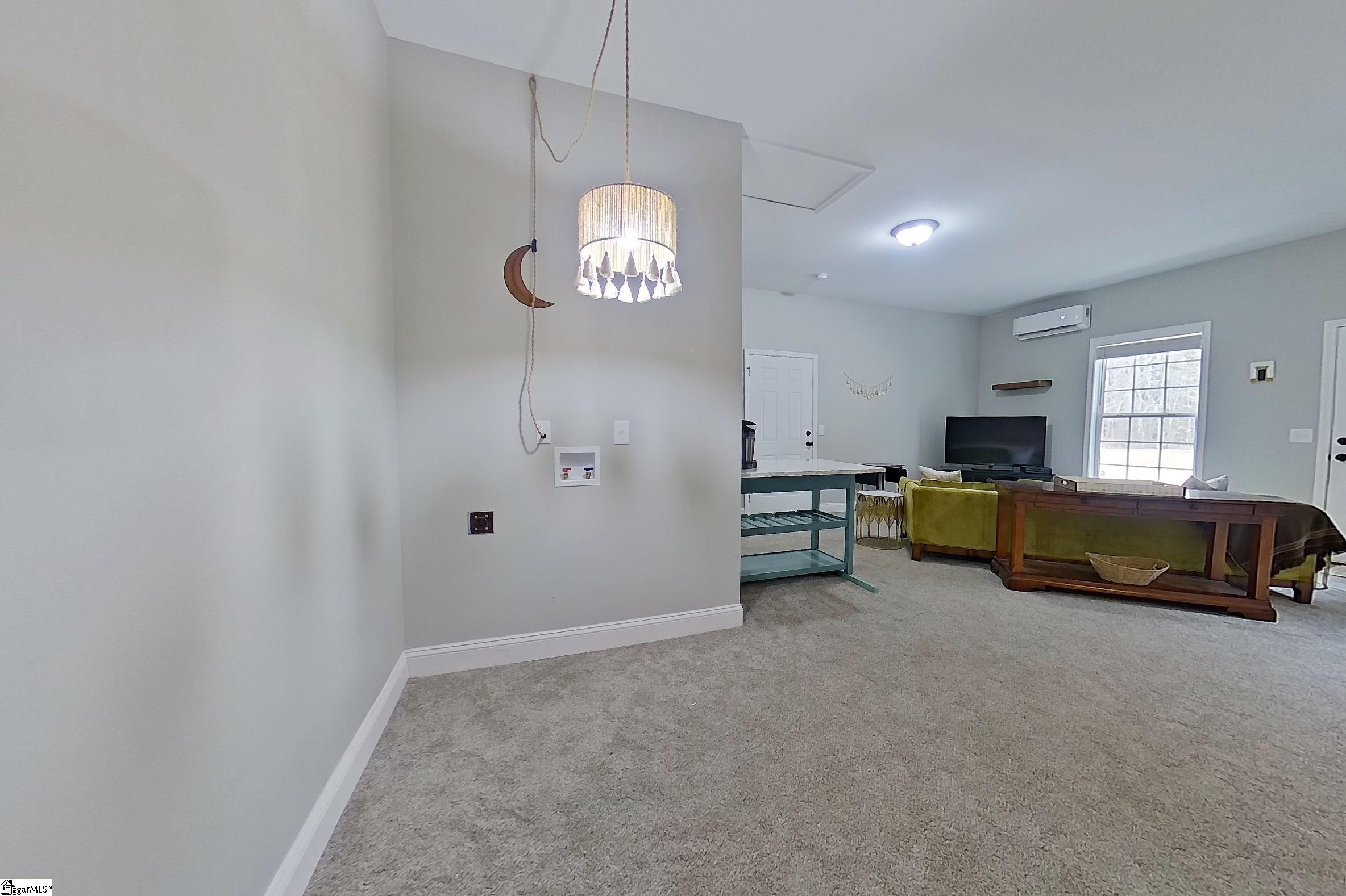 1013 Pearson Road Woodruff, SC 29388 - Photo 18 of 38