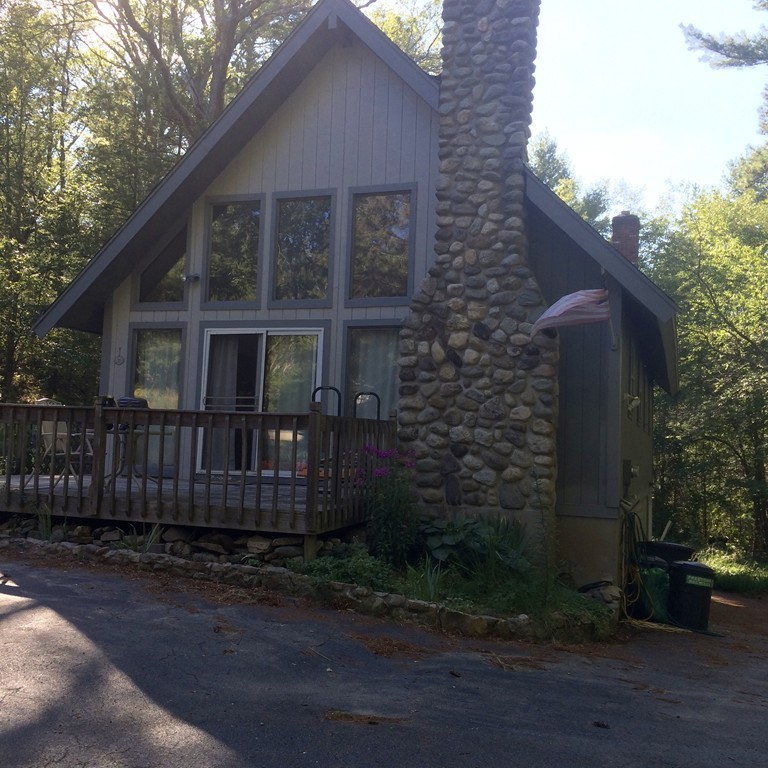 6 Rocky Hill Road Freetown, MA 02702 - Photo 2 of 16 Gallery Image 2