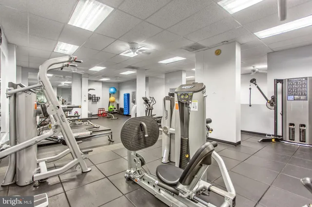 $575,000 | 4515 Willard Avenue, Unit 609, Chevy Chase, MD 20815