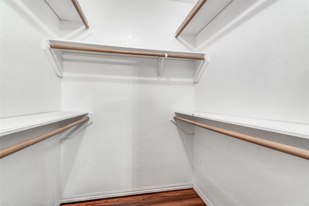2820 Ridgecrest Drive Fort Worth, TX 76133 - Photo 20 of 25 View of walk in closet