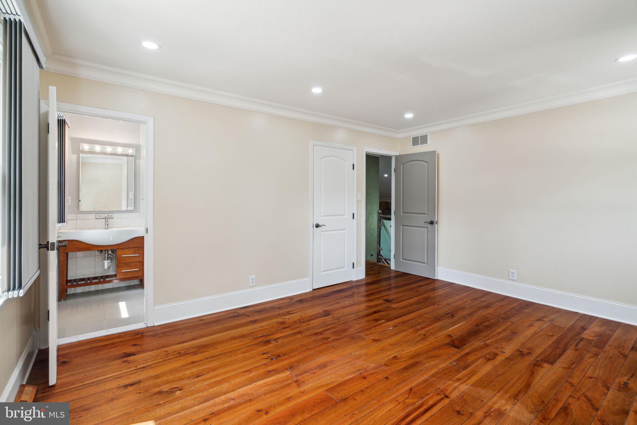 742 Suffolk Road Jenkintown, PA 19046 - Photo 21 of 55 Master bedroom