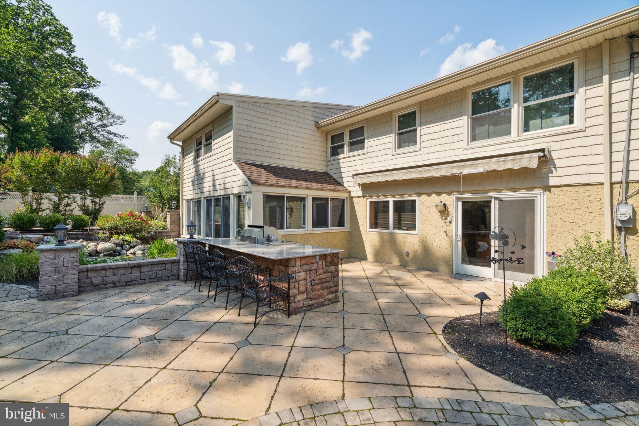 742 Suffolk Road Jenkintown, PA 19046 - Photo 47 of 55 Outdoor kitchen & seating area