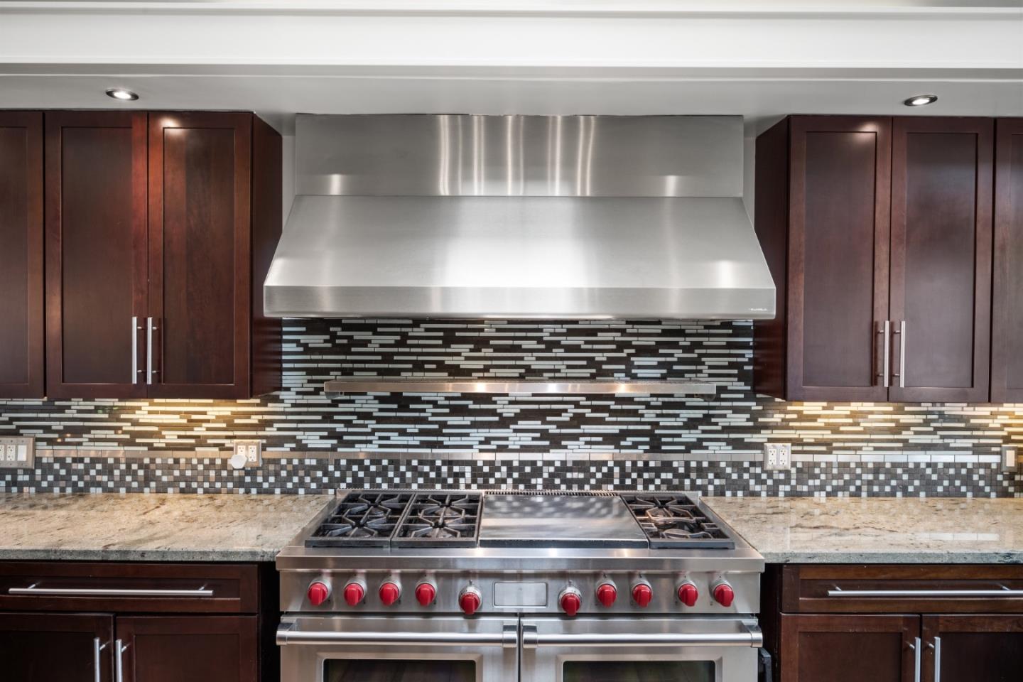 970 Park Pacifica Avenue Pacifica, CA 94044 - Photo 12 of 61