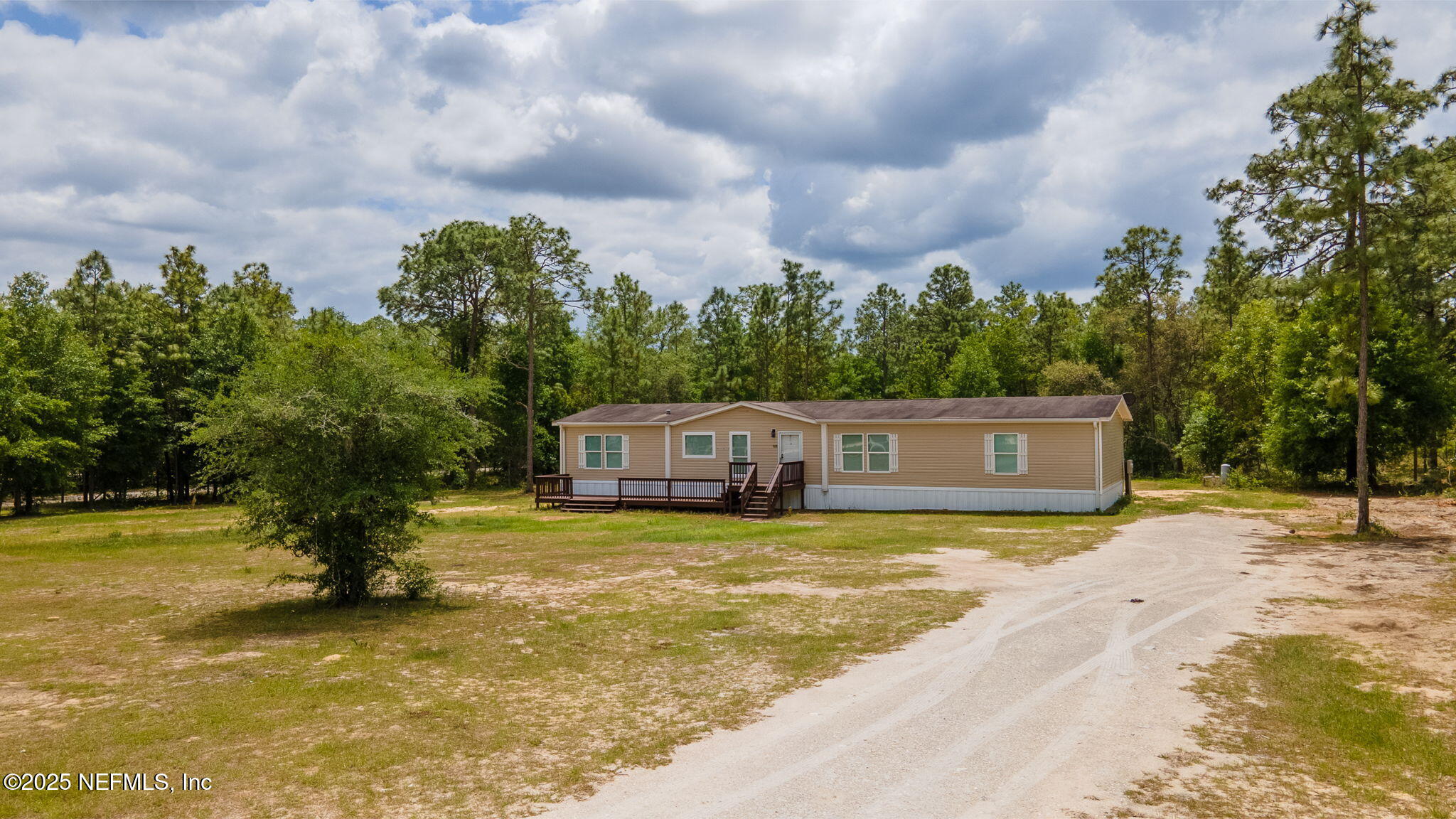 105 Torres Road Hawthorne, FL 32640 - Photo 1 of 51 1