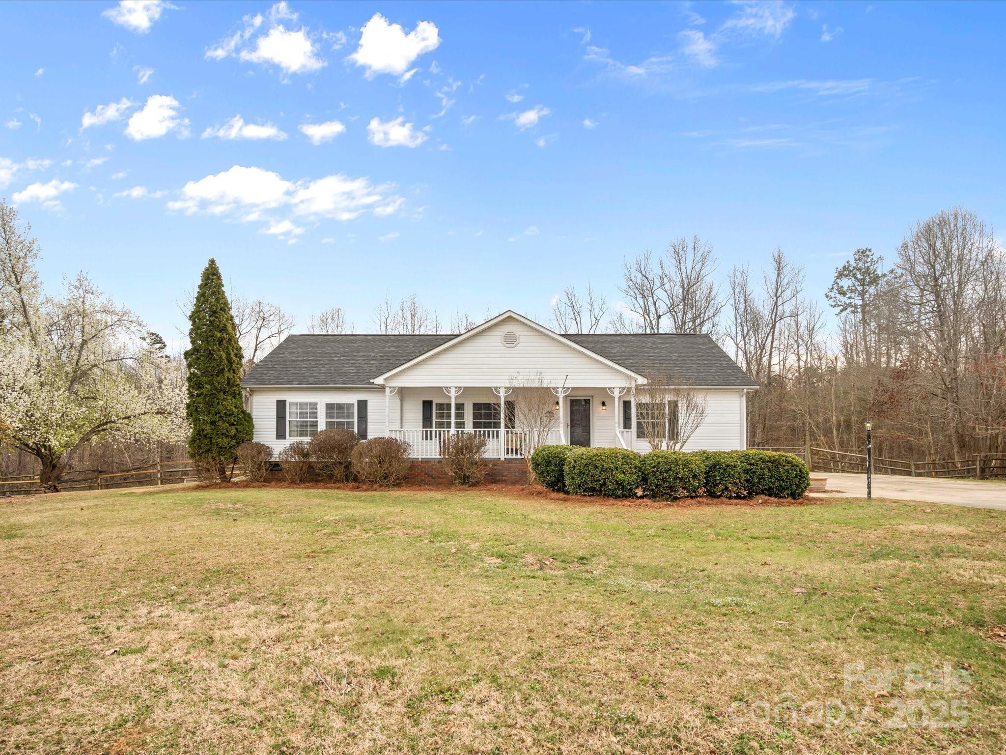 405 Helton Road Cherryville, NC 28021 - Photo 1 of 35 Gallery Image 1