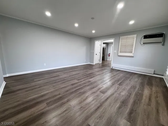 $550,000 | 3 Fulper Place, Clinton, NJ 08809