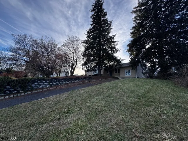 $550,000 | 3 Fulper Place, Clinton, NJ 08809