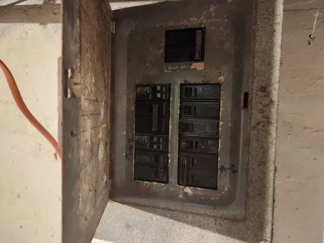 $175,000 | 913 South Main Road, Independence, MO 64056