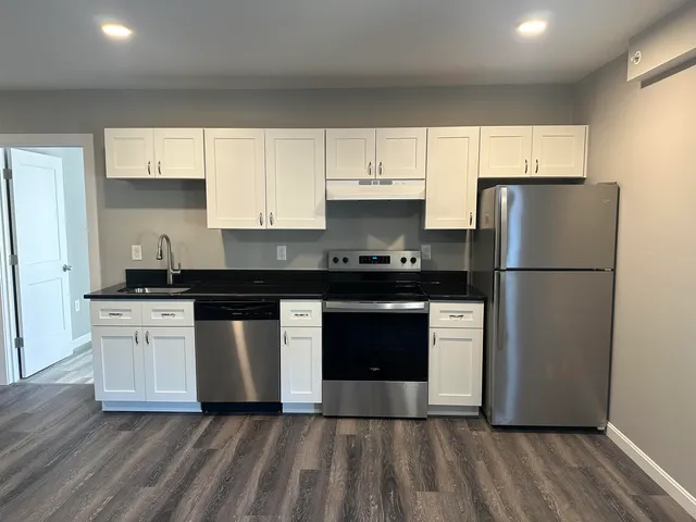 $2,299 | 45 Monarch Way, Unit 203, Portsmouth, NH 03801