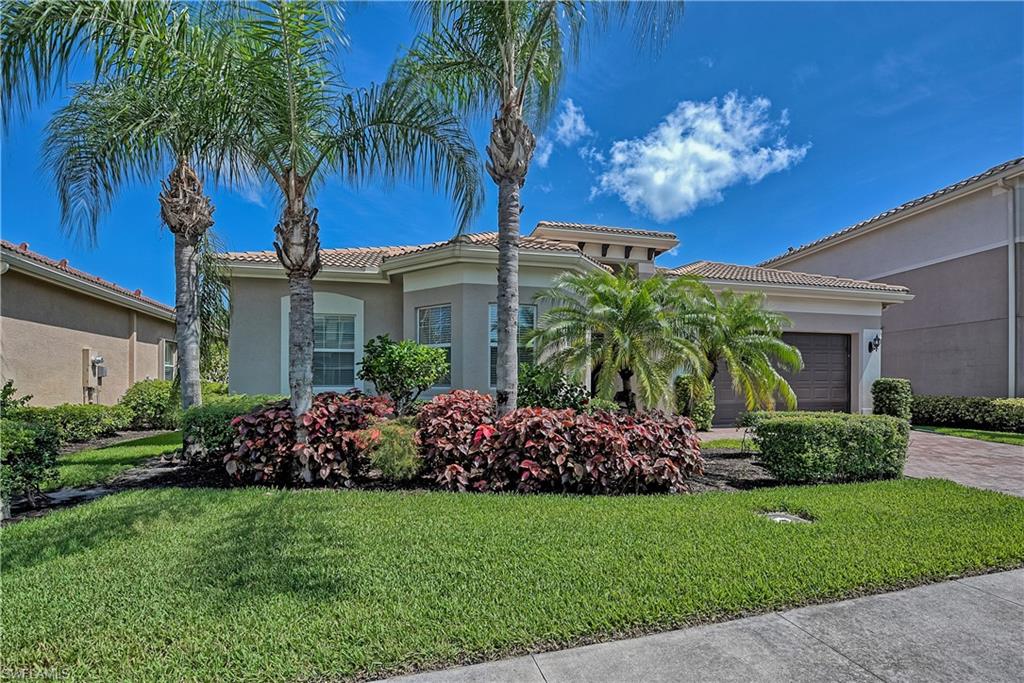6623 Monterey Point Naples, FL 34105 - Photo 2 of 34