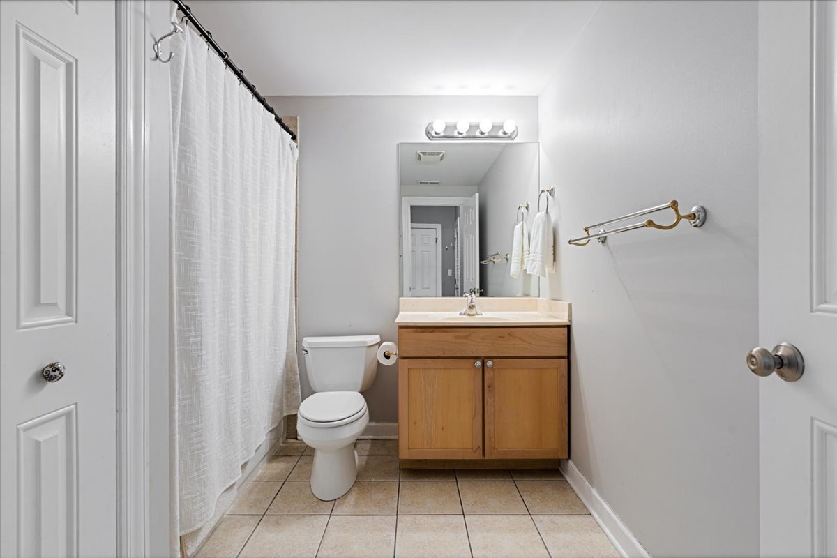 824 West Superior Street, Unit 306 Chicago, IL 60642 - Photo 11 of 15