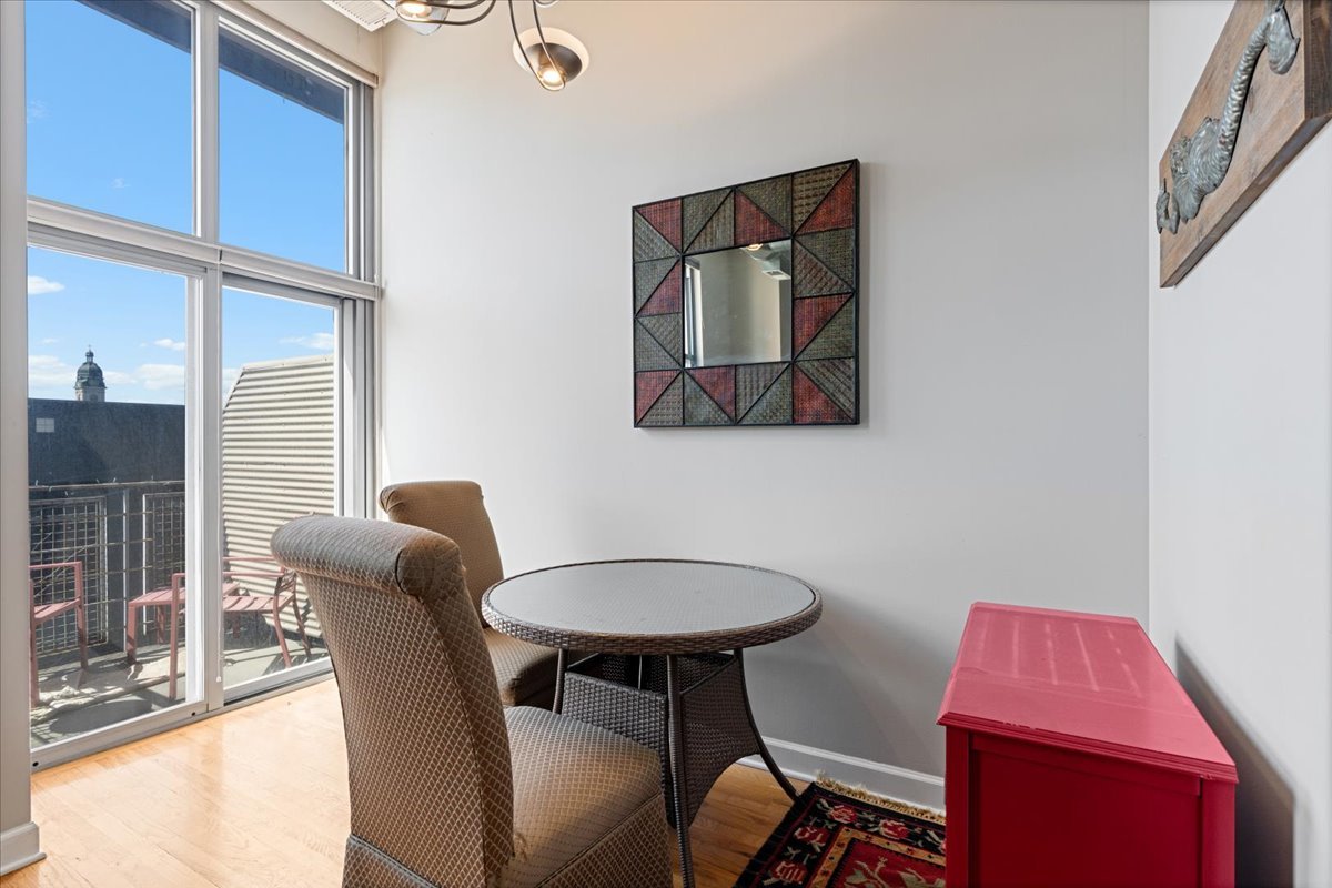 824 West Superior Street, Unit 306 Chicago, IL 60642 - Photo 9 of 15